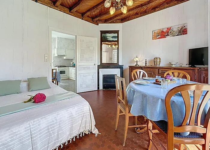 Brin De Muguet By Interhome